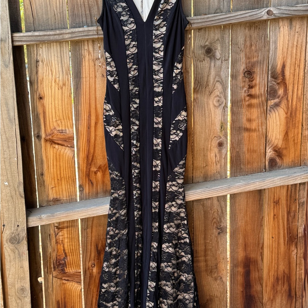Windsor Black and Cream Lace Maxi Dress